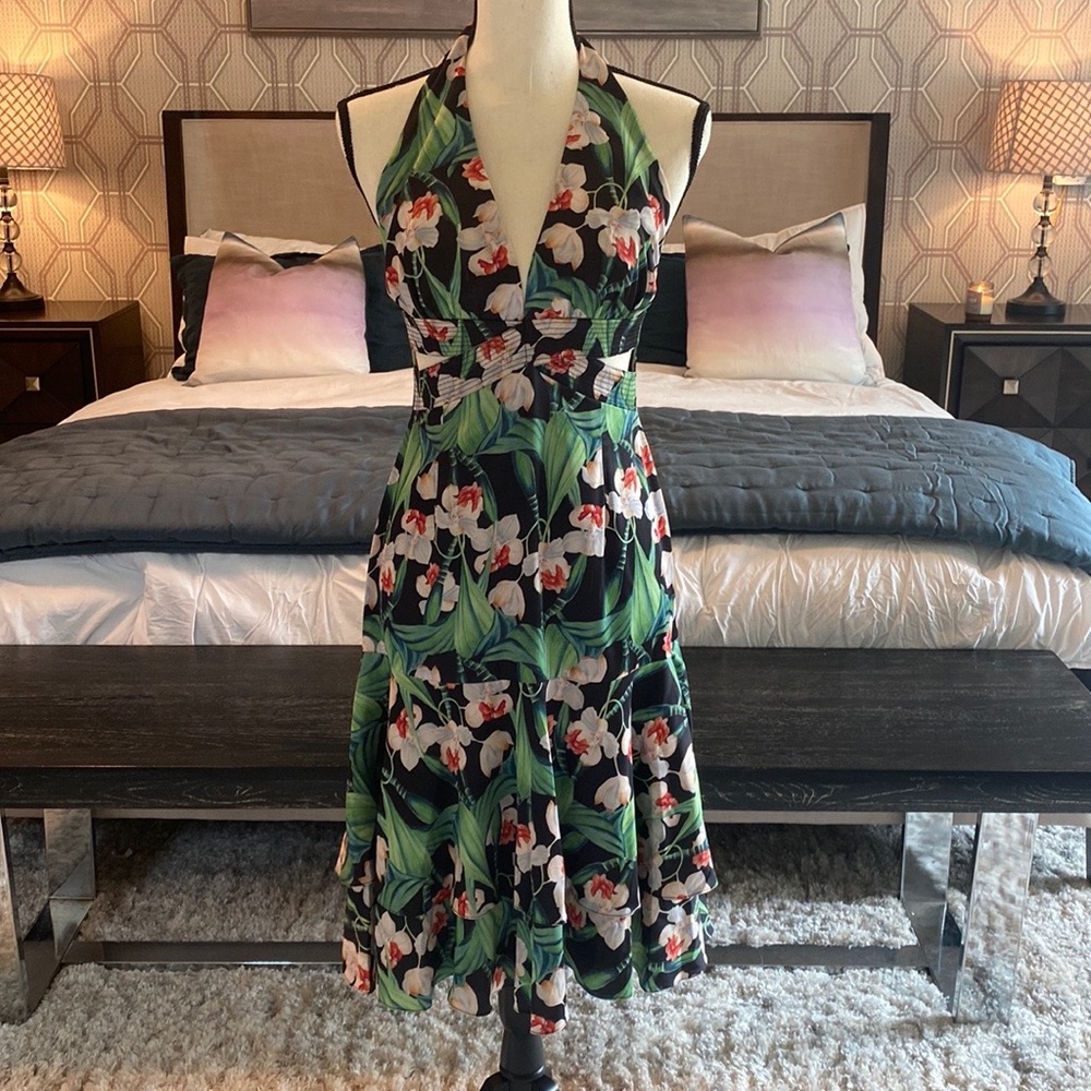 COPY - COPY - Patbo floral halter dress nwot